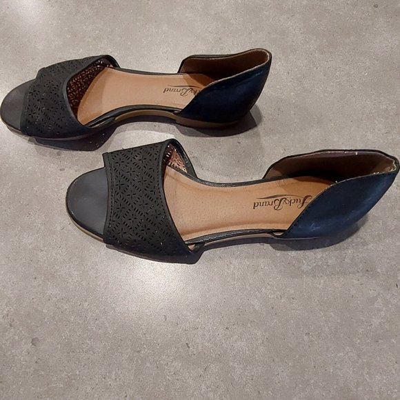 LUCKY BRAND Leather Laser-Cut Open Toe Sandals - Black - Size 7.5M - Picture 4 of 7